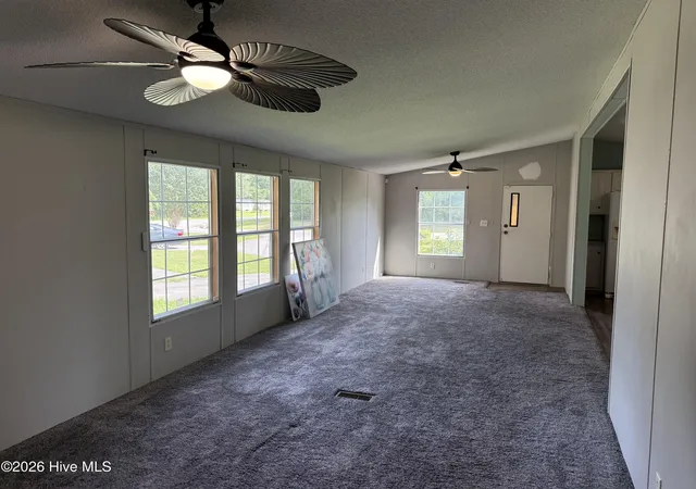 Photo 4 of Manufactured home for sale at 907 Kontiki Ct, Hampstead, NC 28443 | MLS# 100584551 | Listing updated on 2026-09-12