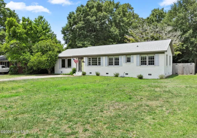 Photo 3 of Single family home for sale at 110 Jeb Stuart Dr, Wilmington, NC 28412 | MLS# 100564742 | Listing updated on 2026-08-18