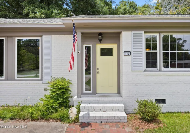 Photo 4 of Single family home for sale at 110 Jeb Stuart Dr, Wilmington, NC 28412 | MLS# 100564742 | Listing updated on 2026-08-18
