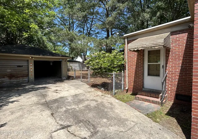 3rd image of 406 Rountree St W, Wilson, NC 27893 | MLS# 100574406