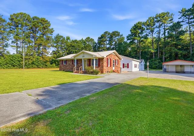 Photo 3 of Single family home for sale at 454 Buckhorn Rd, Willard, NC 28478 | MLS# 100588323 | Listing updated on 2026-09-08