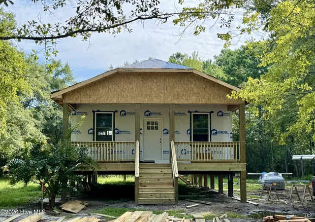 Photo 1 of Single family home for sale at 93 J E Batson Rd, Hampstead, NC 28443 | MLS# 100572609 | Listing updated on 2026-08-18