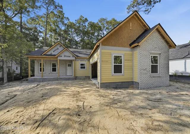 Photo 3 of Single family home for sale at 686 Folly Dr, Bolivia, NC 28422 | MLS# 100585869 | Listing updated on 2026-08-26
