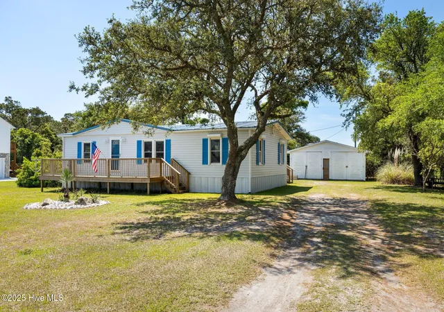 1st image of 118 Diamond City Dr, Harkers Island, NC 28531 | MLS# 100506489