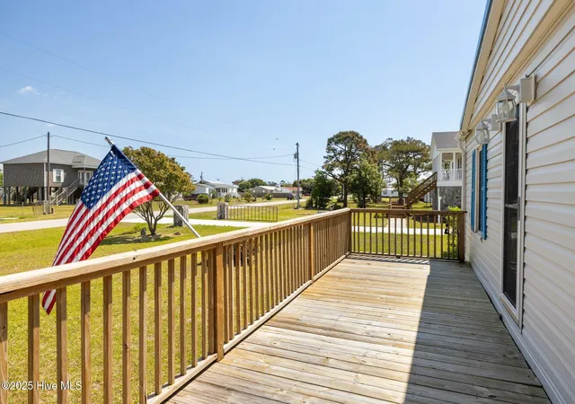 5th image of 118 Diamond City Dr, Harkers Island, NC 28531 | MLS# 100506489