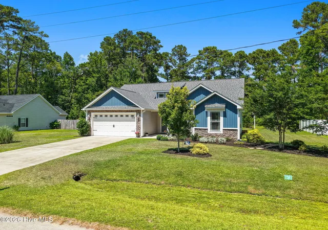 Photo 2 of Single family home for sale at 690 Boundary Loop Rd Nw, Calabash, NC 28467 | MLS# 100588795 | Listing updated on 2026-09-11