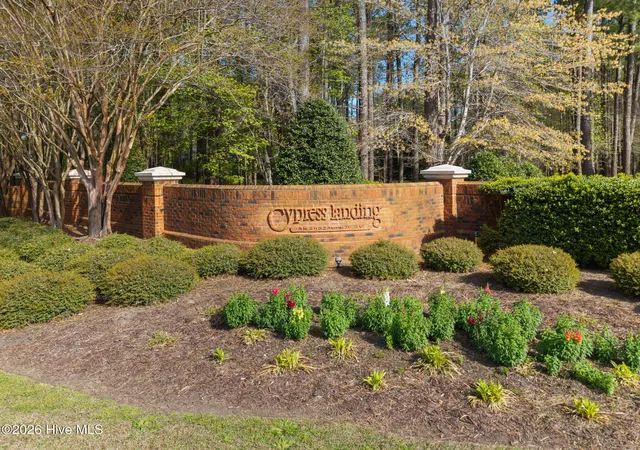 Photo 3 of Single family home for sale at 924 Potomac Dr, Chocowinity, NC 27817 | MLS# 100574453 | Listing updated on 2026-09-17