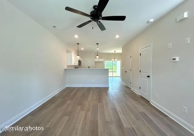 image of 727 Cross Bridge Way, Sneads Ferry, NC 28460 | MLS# 100538502