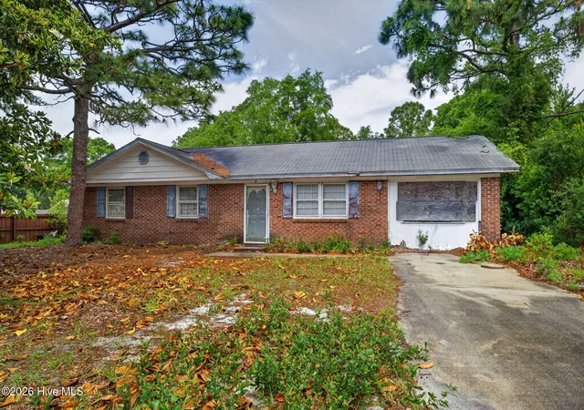 Photo 2 of Single family home for sale at 117 Presidio Dr, Wilmington, NC 28412 | MLS# 100572890 | Listing updated on 2026-08-18