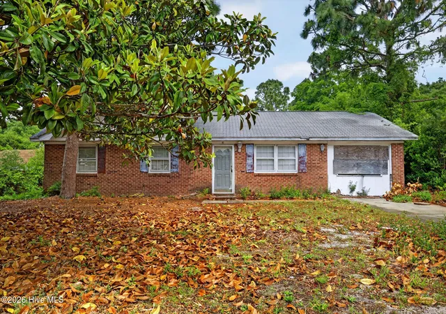 Photo 3 of Single family home for sale at 117 Presidio Dr, Wilmington, NC 28412 | MLS# 100572890 | Listing updated on 2026-08-18