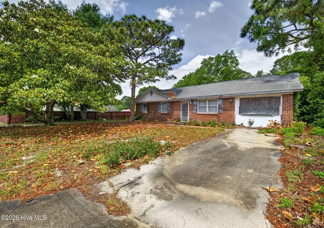 Photo 3 of Single family home for sale at 117 Presidio Dr, Wilmington, NC 28412 | MLS# 100572890 | Listing updated on 2026-08-18