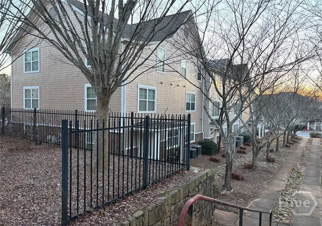 Homes for sale in Athens, GA | 1035 Barnett Shoals Rd #1025, Athens, GA 30605 | MLS# CL349344