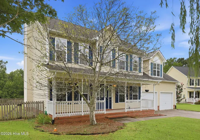 Photo 3 of Single family home for sale at 201 Bridlewood Dr, Jacksonville, NC 28540 | MLS# 100591620 | Listing updated on 2026-09-25