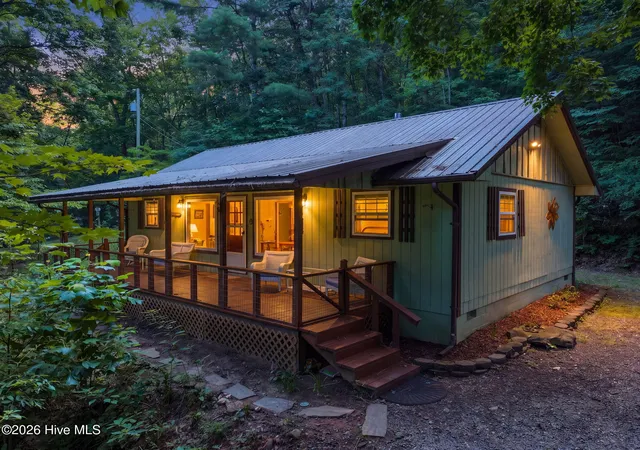 Photo 1 of Single family home for sale at 452 Paradise Rd, Robbinsville, NC 28771 | MLS# 100596737 | Listing updated on 2026-10-02