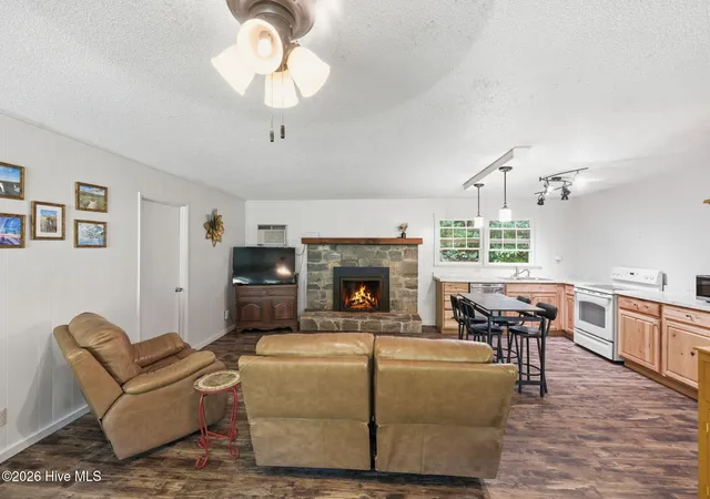 Photo 4 of Single family home for sale at 452 Paradise Rd, Robbinsville, NC 28771 | MLS# 100596737 | Listing updated on 2026-10-02