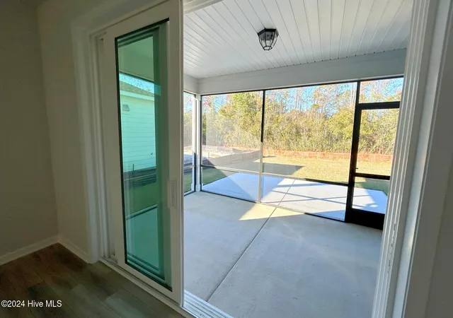 Photo 4 of Single family home for sale at 5047 Meadow Buttercup Ct, Leland, NC 28479 | MLS# 100548751 | Listing updated on 2026-08-18