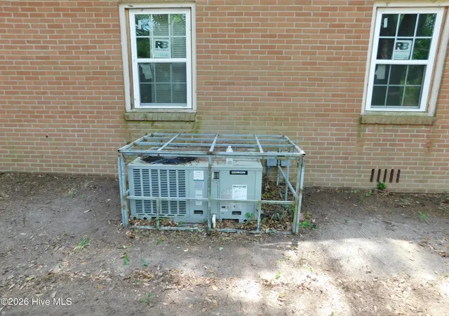 Photo 5 of Single family home for sale at 7 1st Street, Laurinburg, NC 28352 | MLS# 100578468 | Listing updated on 2026-08-31