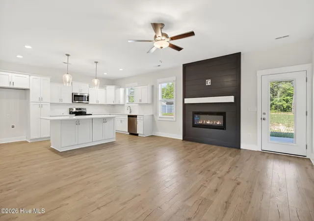 Photo 3 of Single family home for sale at 189 Thistle Ct, Sanford, NC 27332 | MLS# 100538899 | Listing updated on 2026-08-18