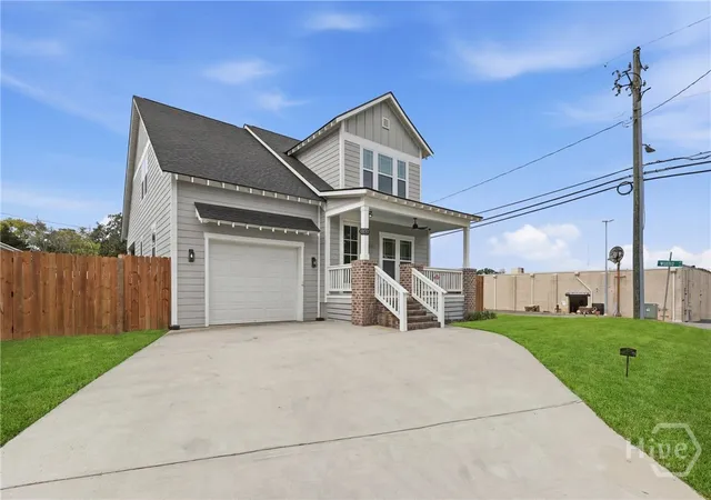 Homes for sale in Savannah, GA | 2001 E 38Th St, Savannah, GA 31404 | MLS# SA351927