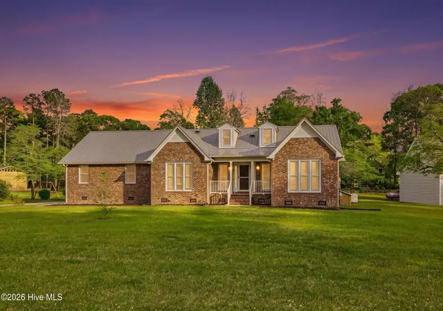 Homes for sale in New Bern, NC | 2514 Hickory St, New Bern, NC 28562 | MLS# 100569113