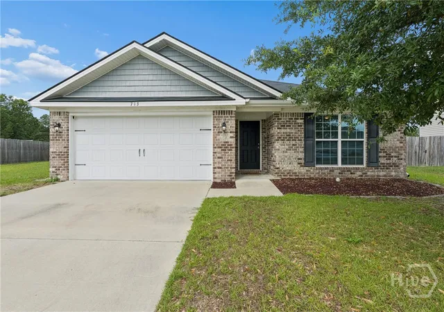Homes for sale in Hinesville, GA | 713 Highgrove Ct, Hinesville, GA 31313 | MLS# SA358701