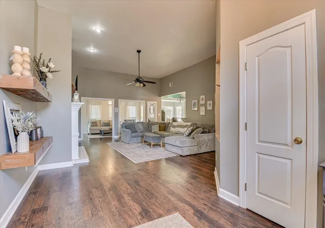 Photo 3 of Single family home for sale at 1162 Oakton Trl, Evans, GA 30809 | MLS# 98257154 | Listing updated on 2026-09-14