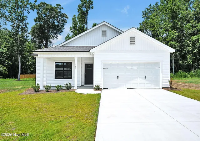 1st image of 108 Eddie Dr, Burgaw, NC 28425 | MLS# 100584320