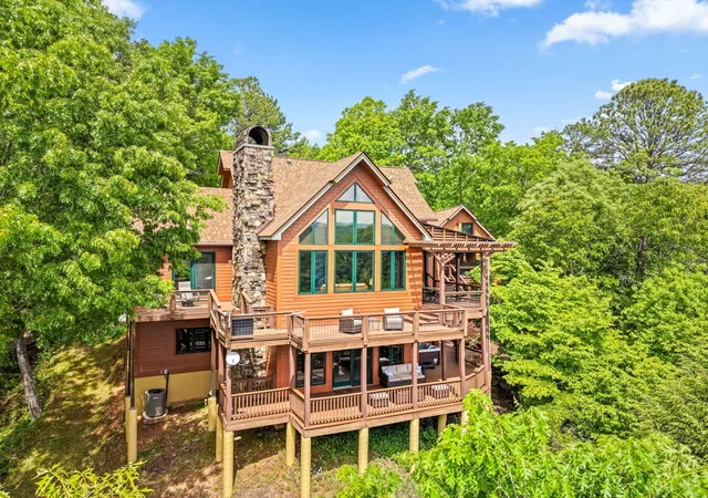 Photo 2 of Single family home for sale at 167 Wild Orchid Trl, Bryson City, NC 28713 | MLS# 98544196 | Listing updated on 2026-08-18