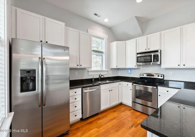 2nd image of 823 Meadowsweet Ln, Leland, NC 28451 | MLS# 100577543