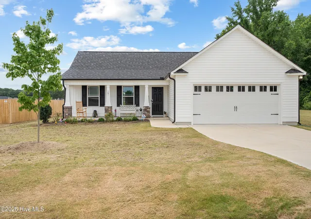 Homes for sale in Benson, NC | 161 Grace Ridge Ct, Benson, NC 27504 | MLS# 100587045