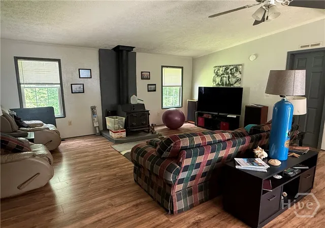 Homes for sale in Winterville, GA | 1077 Lem Edwards Rd, Winterville, GA 30683 | MLS# CL359239