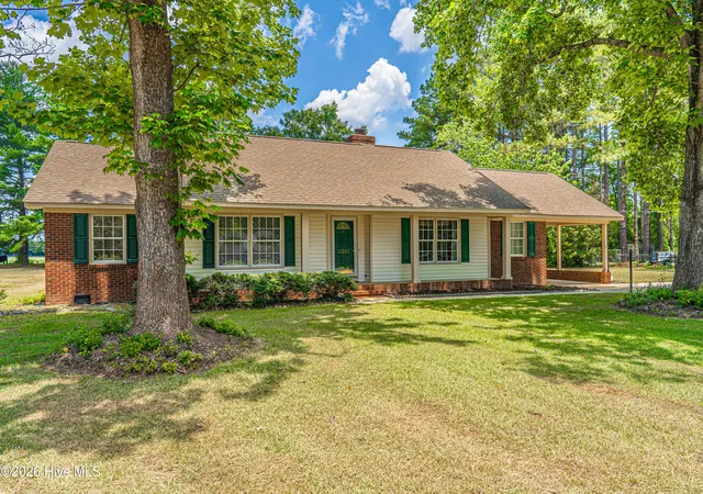 Photo 3 of Single family home for sale at 11361 Bonnie Ln, Laurinburg, NC 28352 | MLS# 100581736 | Listing updated on 2026-09-01