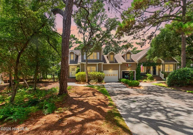 Photo 2 of Townhouse for sale at 105 Oceangreens Ln, Oak Island, NC 28465 | MLS# 100596622 | Listing updated on 2026-08-18