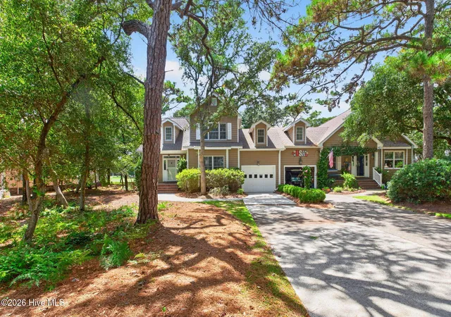 Photo 3 of Townhouse for sale at 105 Oceangreens Ln, Oak Island, NC 28465 | MLS# 100596622 | Listing updated on 2026-08-18
