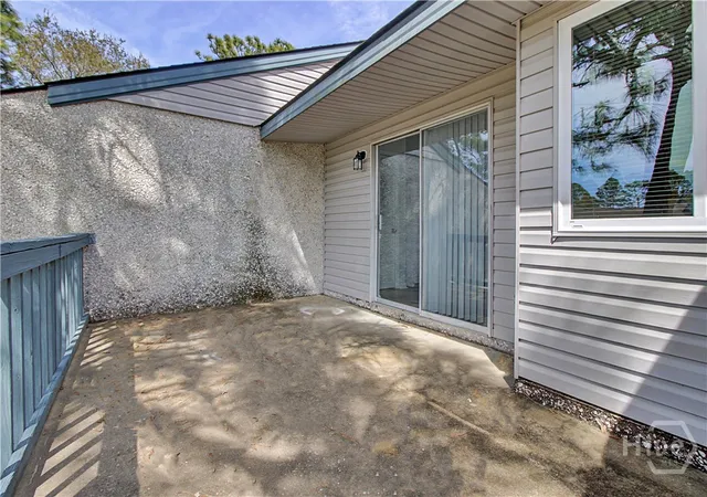 Homes for sale in Hinesville, GA | 910 Brett Drive, Hinesville, GA 31313 | Houzeo