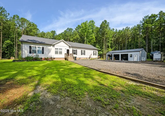 Photo 1 of Single family home for sale at 1285 School House Rd, Elizabeth City, NC 27909 | MLS# 100586774 | Listing updated on 2026-09-29