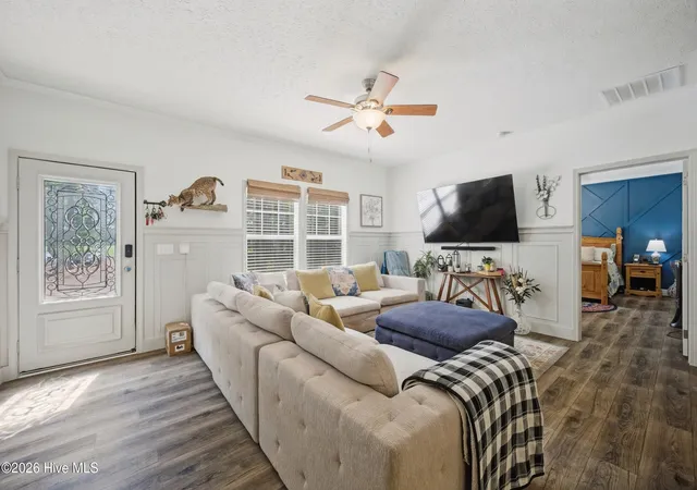Photo 3 of Single family home for sale at 1285 School House Rd, Elizabeth City, NC 27909 | MLS# 100586774 | Listing updated on 2026-09-29