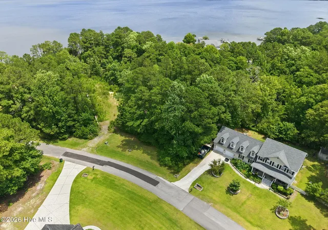 4th image of 306 Limbaugh Ln, Swansboro, NC 28584 | MLS# 100583597