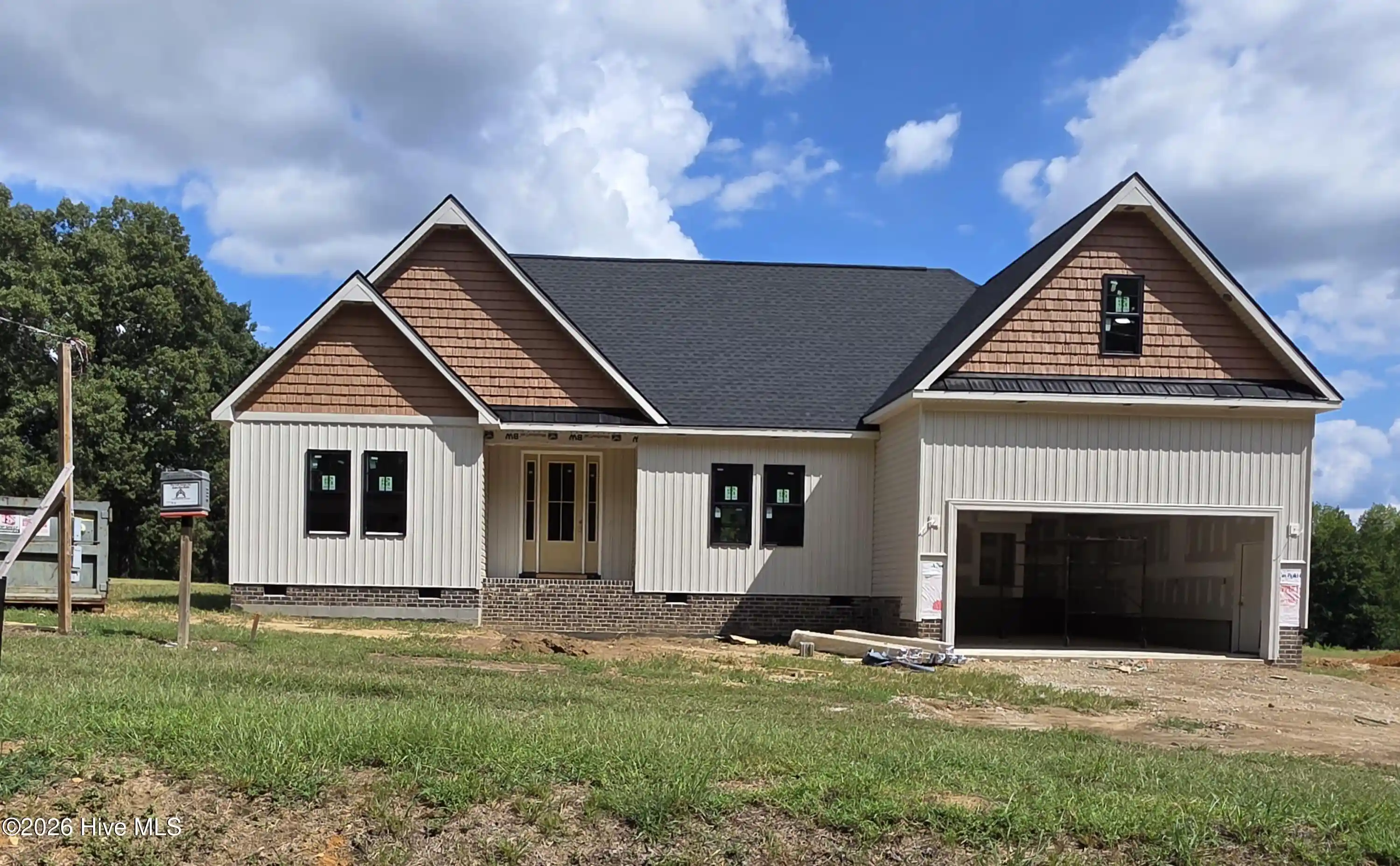 Photo 1 of Single family home for sale at 6391 Radio Tower Rd, Wilson, NC 27893 | MLS# 100577732 | Listing updated on 2026-09-21