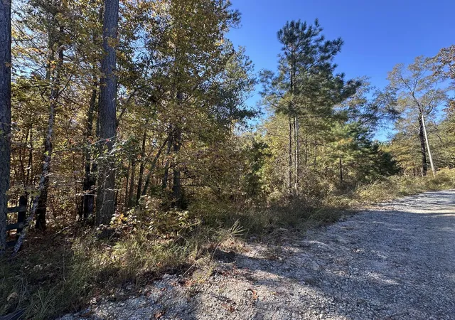 3rd image of Lot 27&28 Lakeshore Estates Dr, Lincolnton, GA 30817 | MLS# 98224843