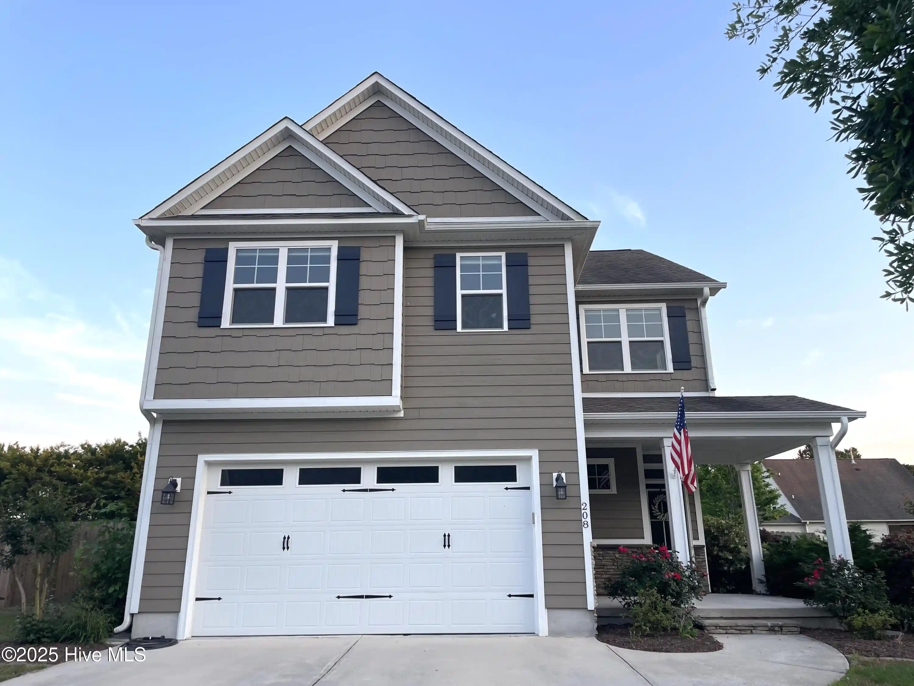 Photo 1 of Single family home for sale at 208 Abaco Dr W, Cape Carteret, NC 28584 | MLS# 100607685 | Listing updated on 2026-10-02