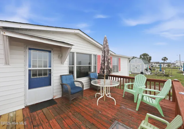 Photo 4 of Manufactured home for sale at 1072 Salter Path Rd, Atlantic Beach, NC 28512 | MLS# 100590384 | Listing updated on 2026-09-28