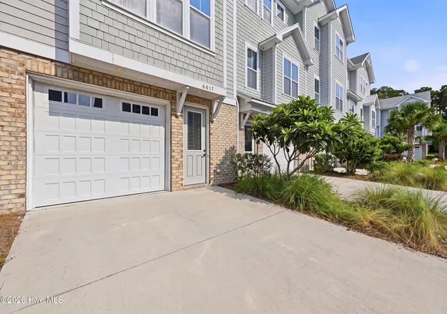 Photo 3 of Townhouse for sale at 6017 Richard Bradley Dr, Wilmington, NC 28409 | MLS# 100592763 | Listing updated on 2026-09-09
