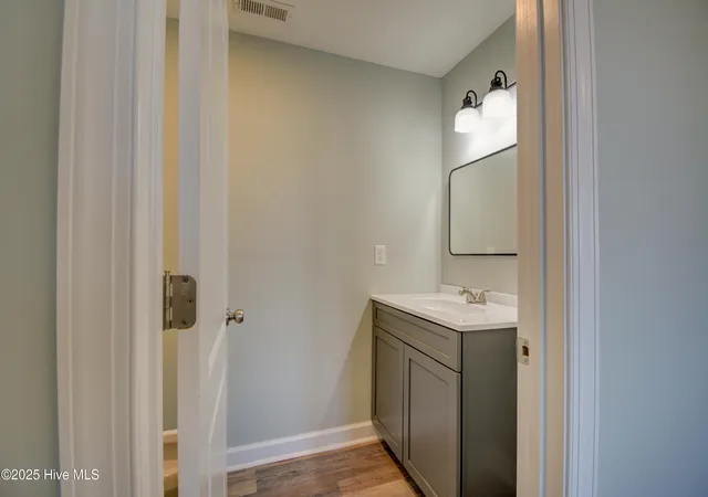 Photo 4 of Single family home for sale at 320 Belt Rd, Hampstead, NC 28443 | MLS# 100589699 | Listing updated on 2026-08-18