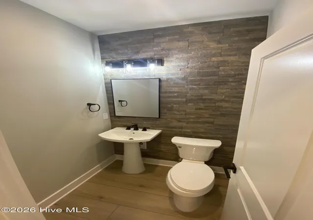 Photo 4 of Single family home for sale at 406 Summit St, Aberdeen, NC 28315 | MLS# 100581751 | Listing updated on 2026-08-18