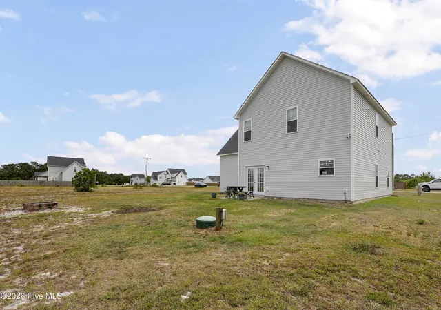 Homes for sale in Hubert, NC | 440 Elgin Rd, Hubert, NC 28539 | MLS# 100580759