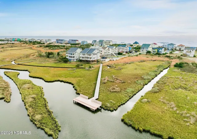 Photo 3 of Single family home for sale at 116 Sea Oaks Ct, N Topsail Beach, NC 28460 | MLS# 100595659 | Listing updated on 2026-08-18