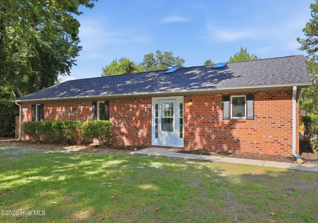 Homes for sale in Sneads Ferry, NC | 192 Sherrill Loop Rd, Sneads Ferry, NC 28460 | MLS# 100587545