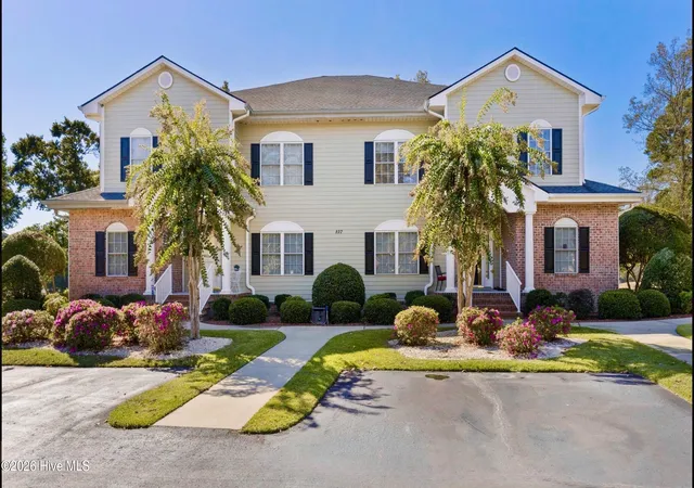 Homes for sale in Sunset Beach, NC | 107 Crooked Gulley Cir #Apt 4, Sunset Beach, NC 28468 | MLS# 100576483