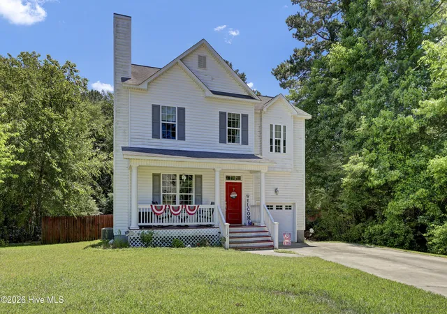 Homes for sale in Jacksonville, NC | 130 Tanbark Dr, Jacksonville, NC 28546 | MLS# 100579503